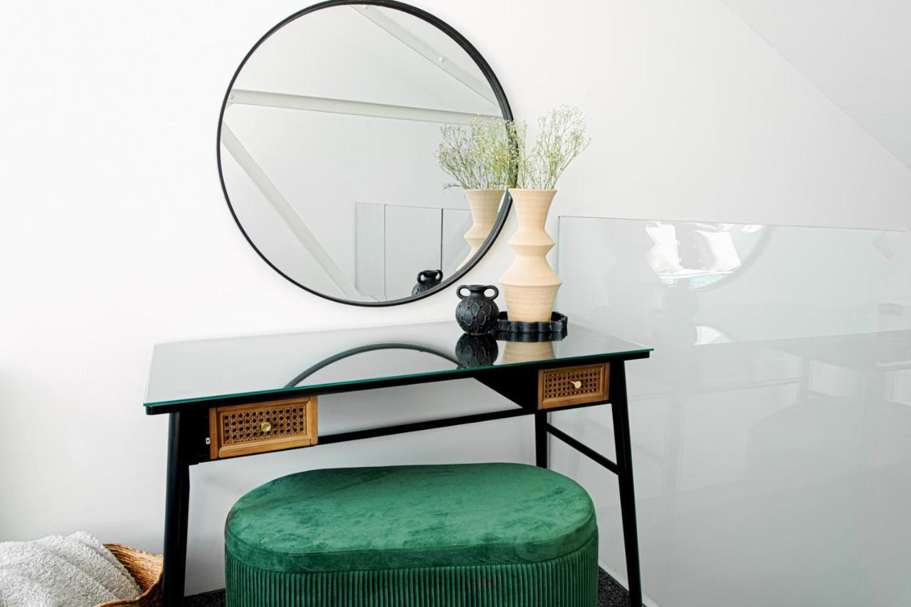 Rwy Suite48 Luxury Suite With Optional Parking Plymouth Exterior foto